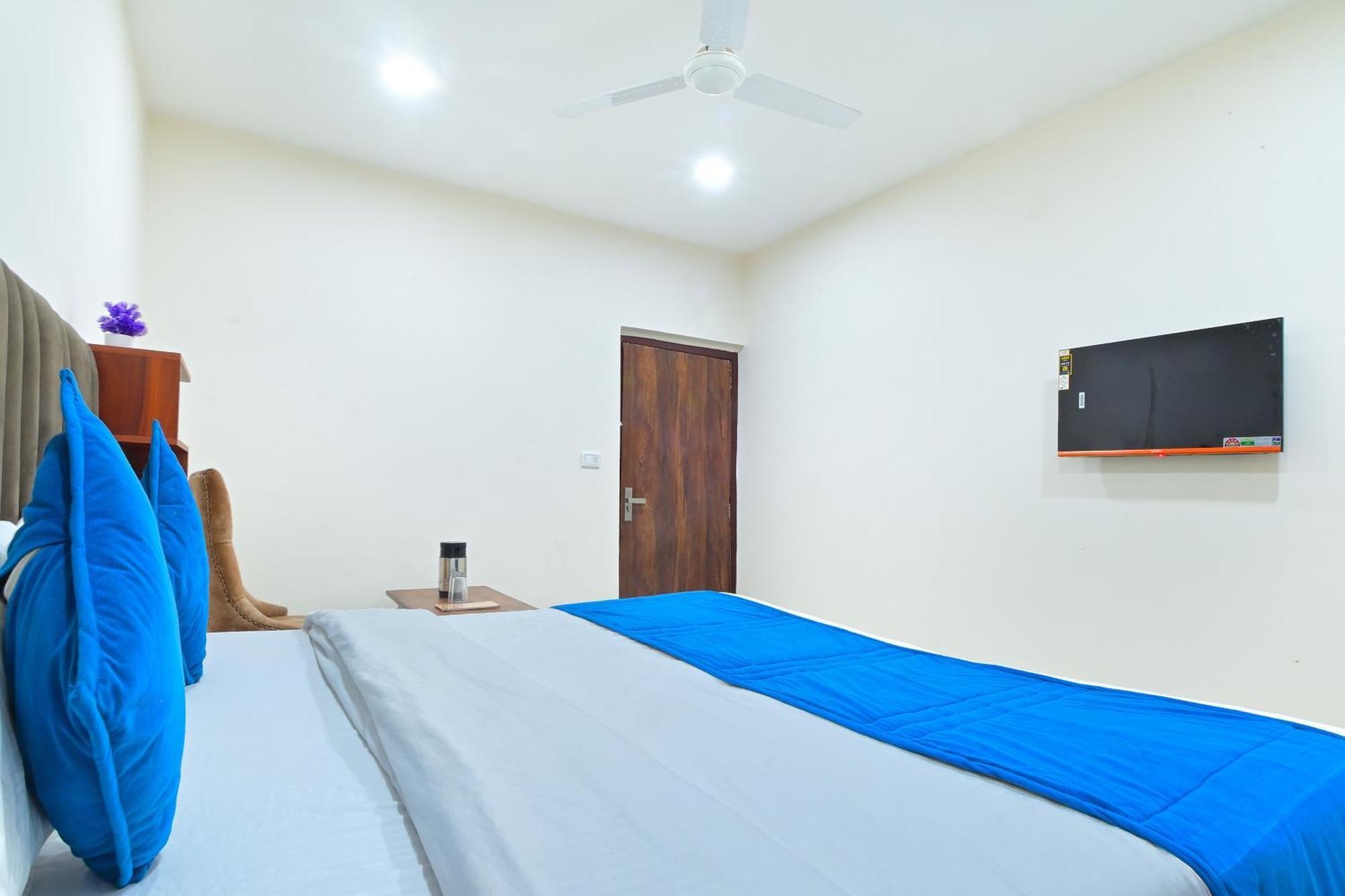 Chowdhry Tourist Lodge - New Delhi Railway Station - 2 Minutes Walk Bagian luar foto