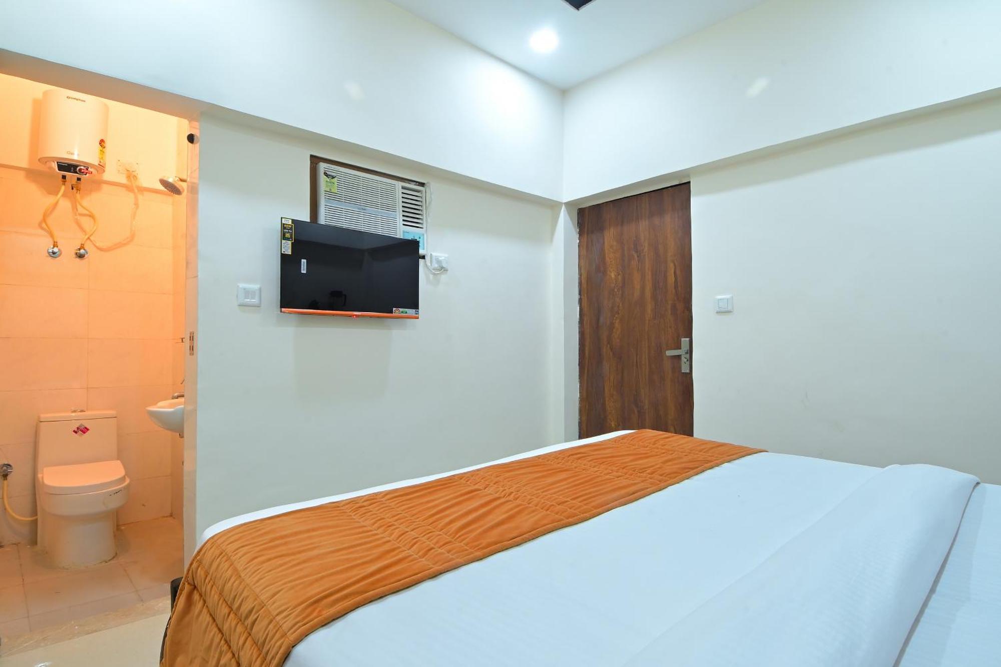 Chowdhry Tourist Lodge - New Delhi Railway Station - 2 Minutes Walk Bagian luar foto