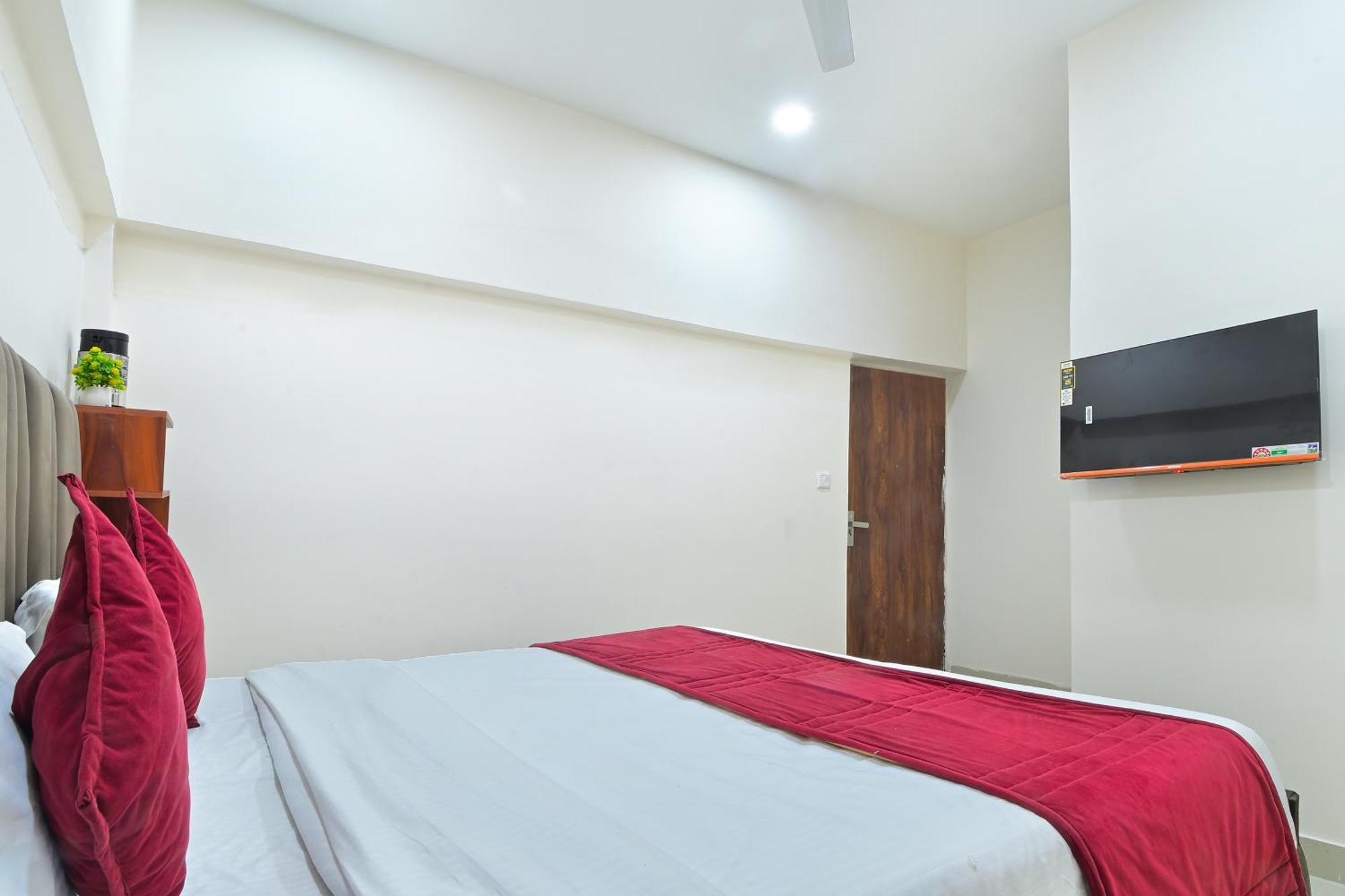 Chowdhry Tourist Lodge - New Delhi Railway Station - 2 Minutes Walk Bagian luar foto